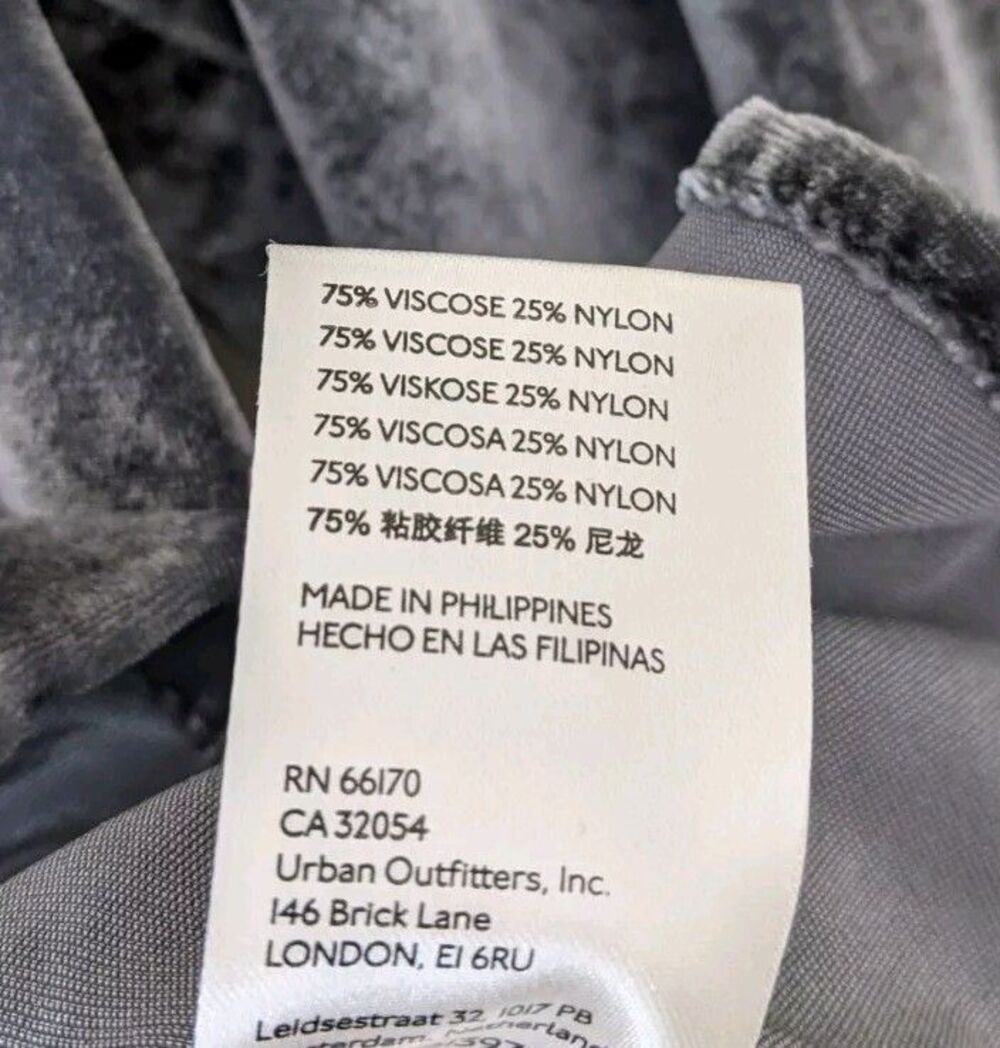 Pilcro Anthropologie Button Down Top Gray Pleating Velvet Relaxed Fit XS - Picture 12 of 14
